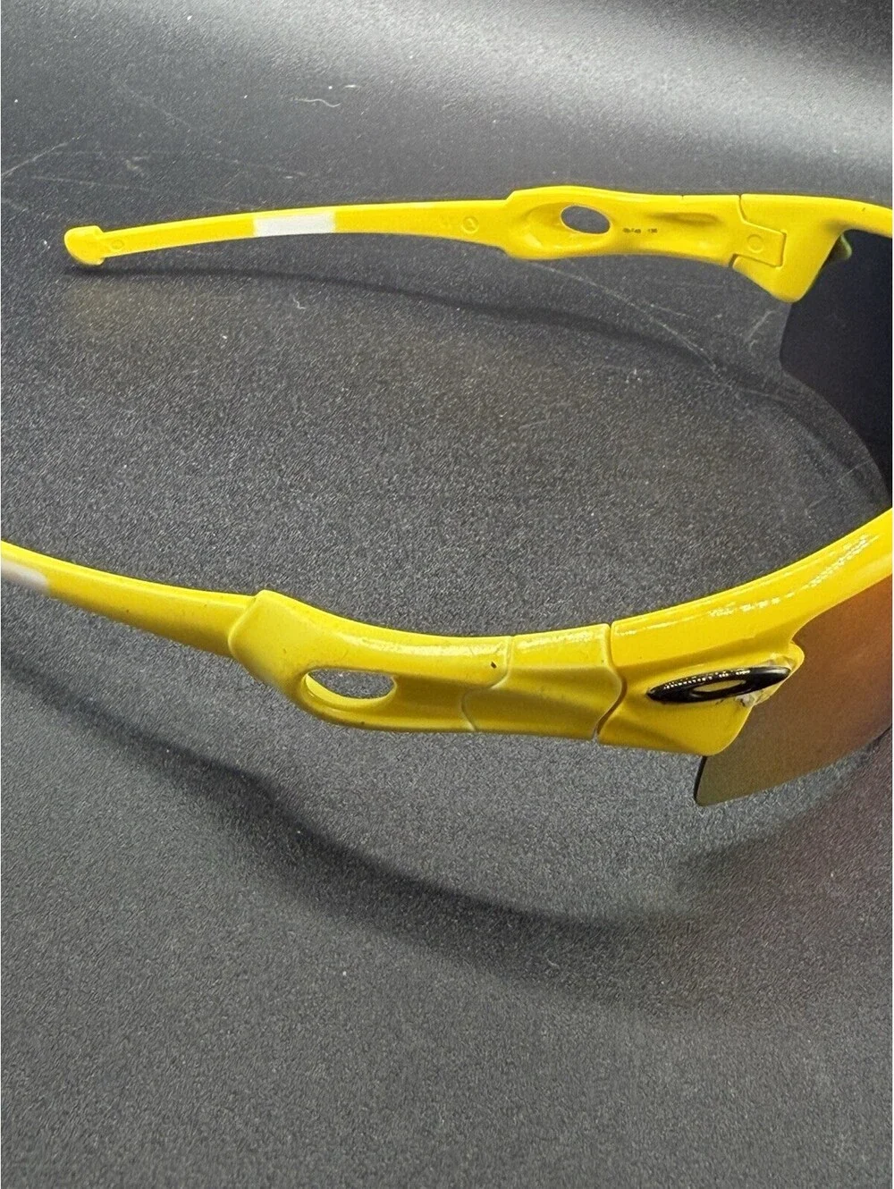 Oakley Radar Path Lemon Peel/Fire Iridium Lenses 09-748